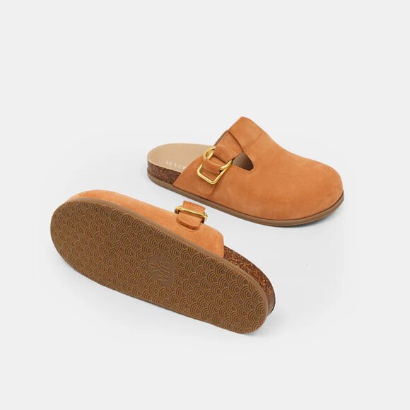 Sedona Closed Toe Mules | Size 7WW | Almond - Picture 2 of 8